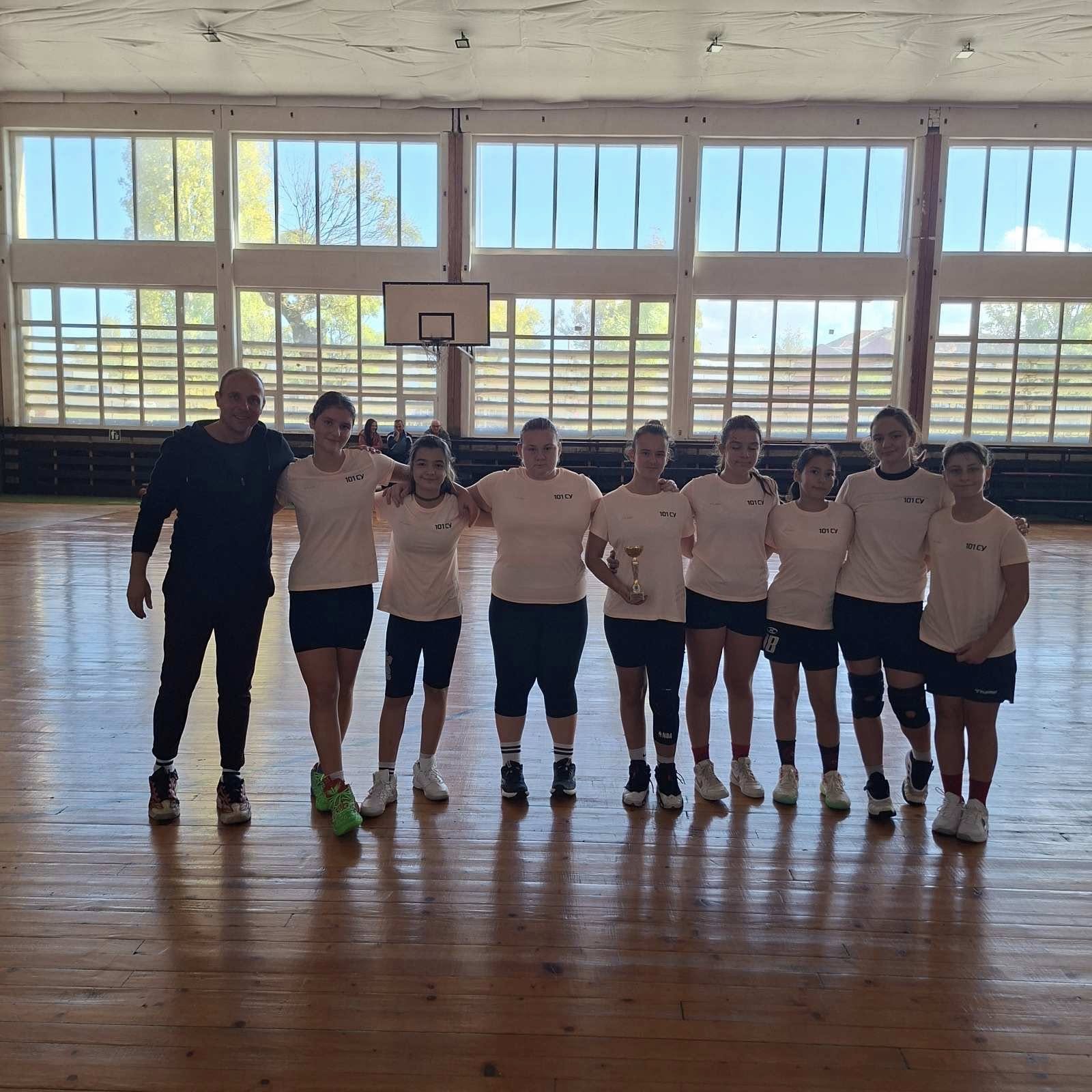 63 OU Hristo Botev 2